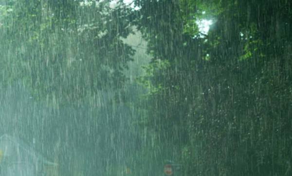 Flash floods, cloudburst in Himachal's Kullu, 4 feared dead